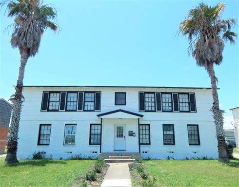 638 Glazebrook Street - Photo 1