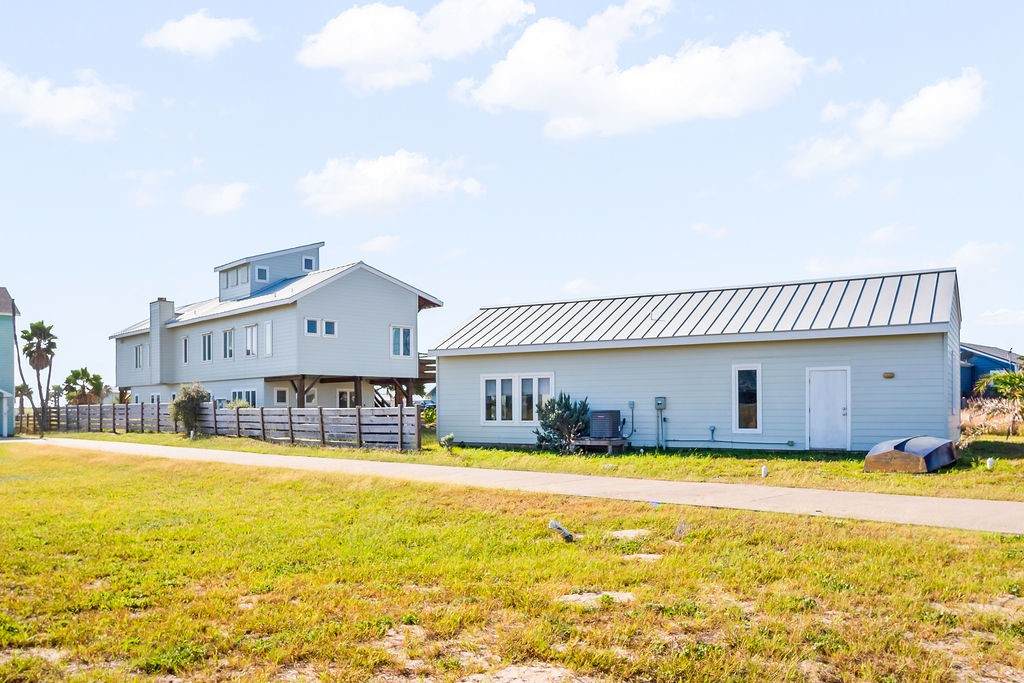 127 Twelfth Street - Photo 1