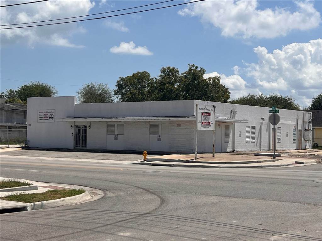 1321 Morgan Avenue - Photo 1