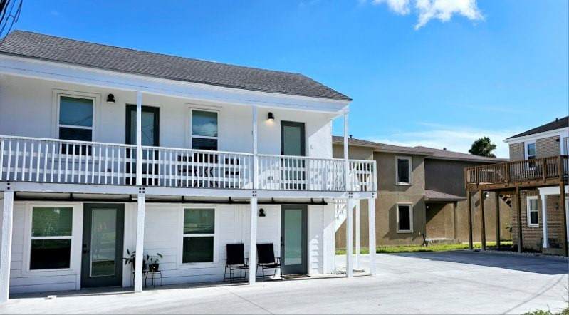 1117 Ocean Drive - Photo 1