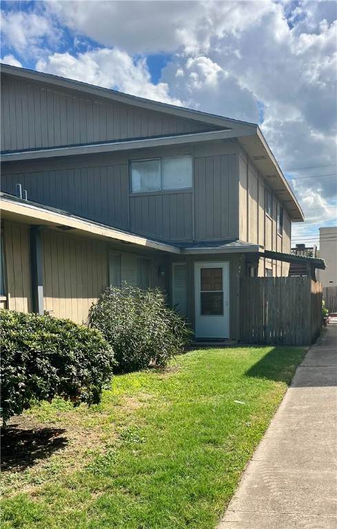 6225 Hidden Cove - Photo 1