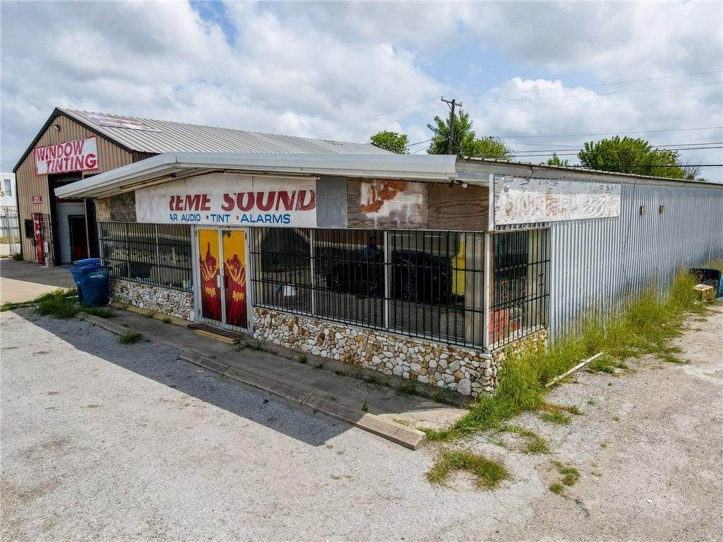 2705 Padre Island Drive - Photo 1