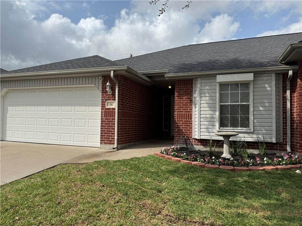 5026 Yorktown Boulevard - Photo 1