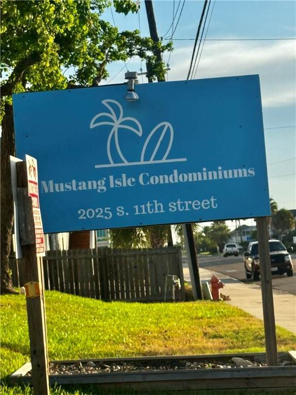 2025 11th Street - Photo 1