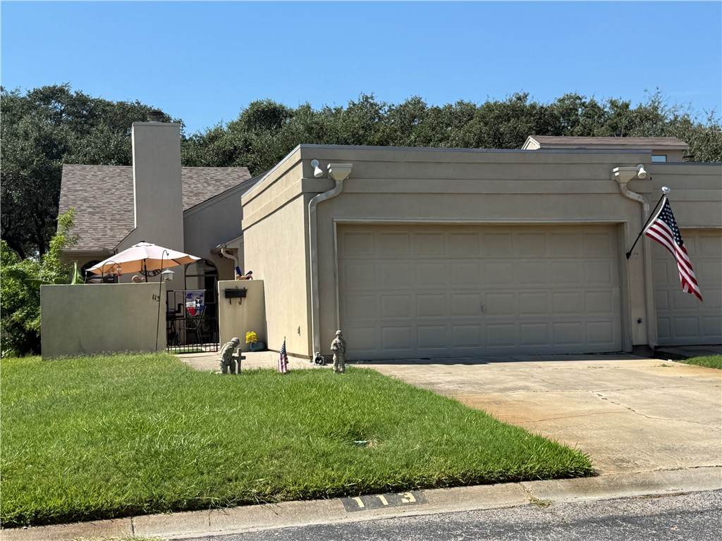 113 Santa Fe Drive - Photo 1