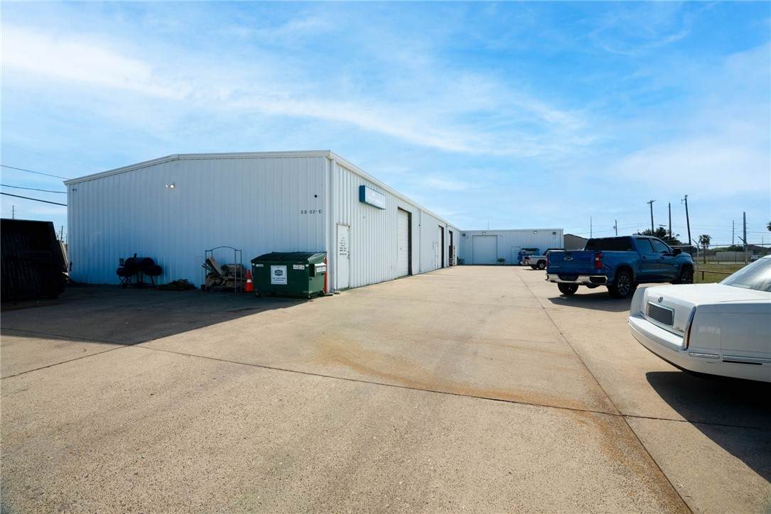 5802-E Wooldridge - Photo 1