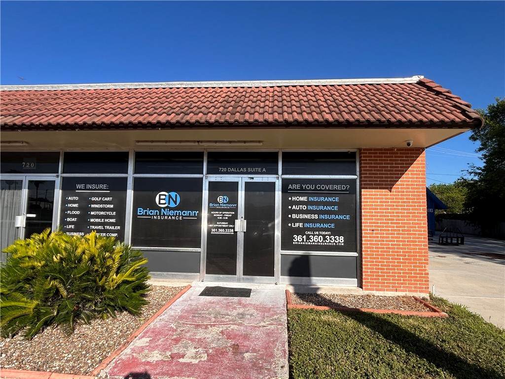 720 Dallas Street - Photo 1