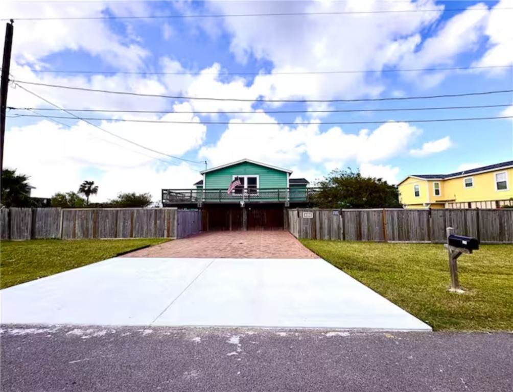 226 Clearview Drive - Photo 1