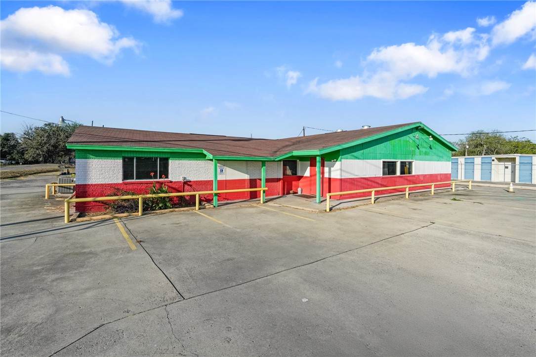 10136 Leopard Street - Photo 1