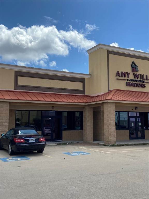 7602 Staples Street - Photo 1