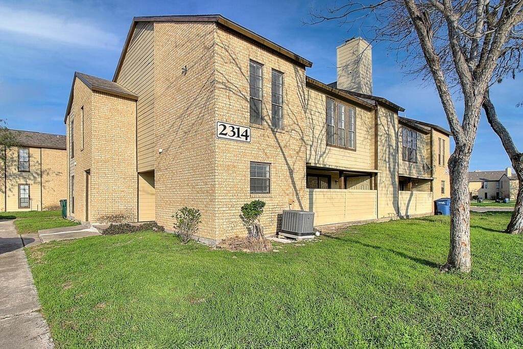 2314 Capitan Unit A Drive - Photo 1