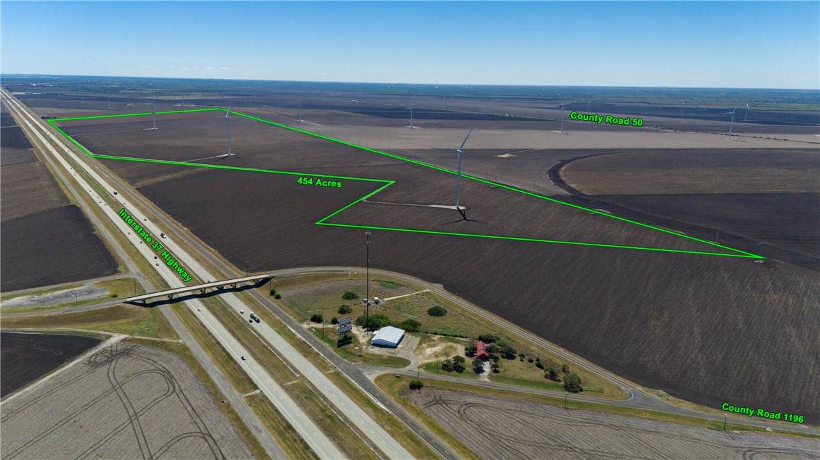 7961 I-37 Highway - Photo 1