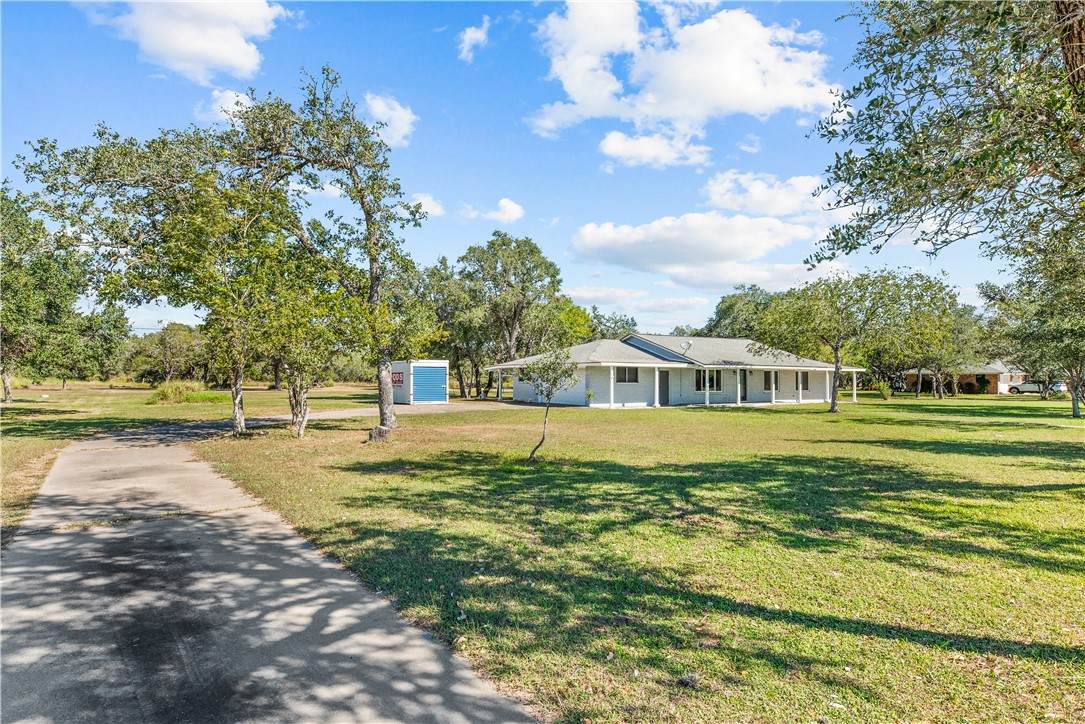 104 Old Beeville Highway - Photo 1