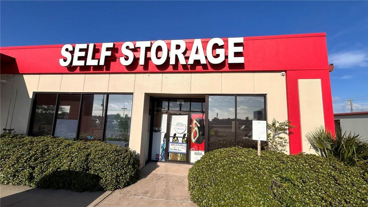 1605 Us Hwy 181 - Photo 1