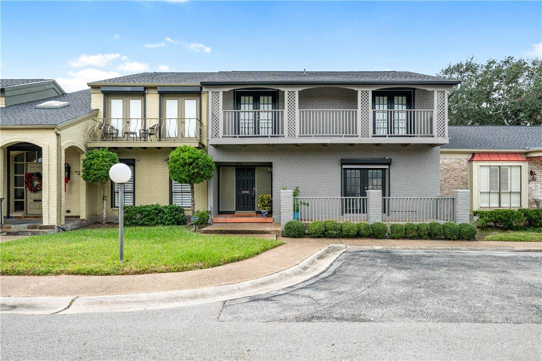 29 Lake Shore - Photo 1