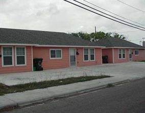 3001 Lewis Street - Photo 1