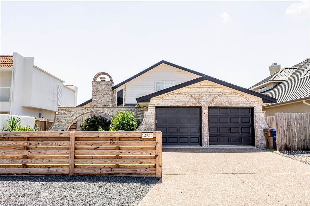 13733 A La Entrada Street - Photo 1