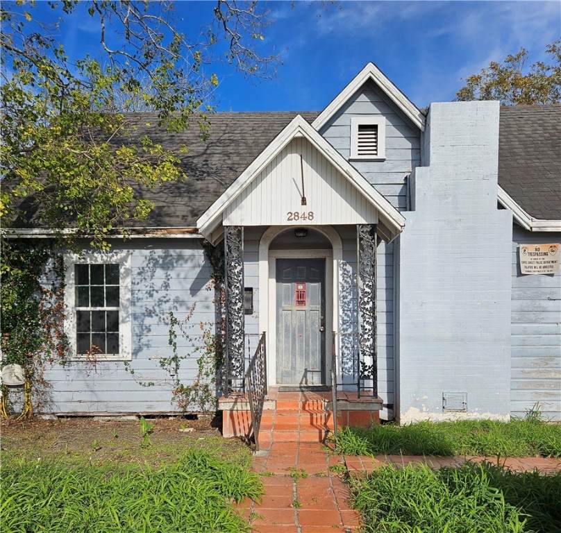 2848 Alameda Street - Photo 1
