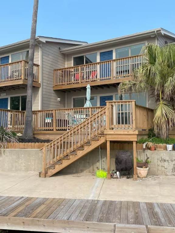 15209 Leeward Drive - Photo 1