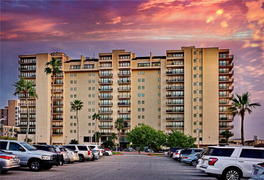 1400 Ocean Drive - Photo 1