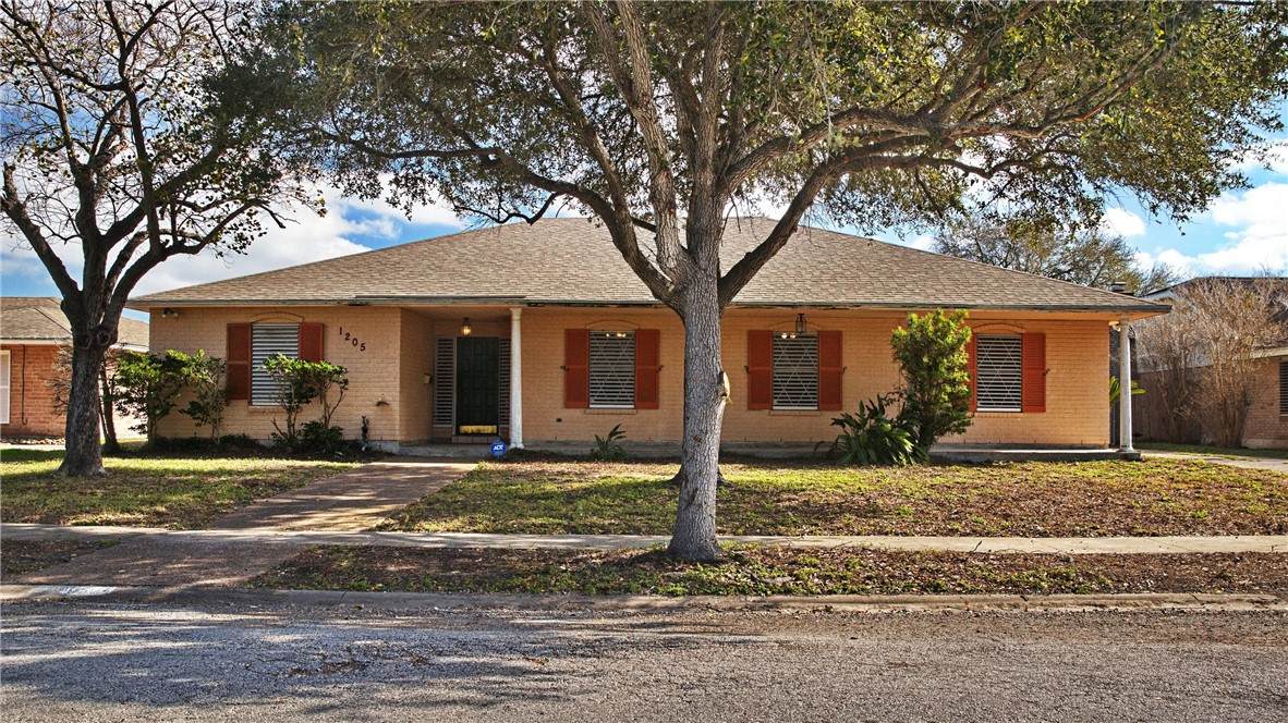 1205 Clarion Drive - Photo 1