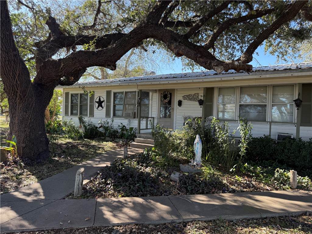 10740 County Road 535 - Photo 1