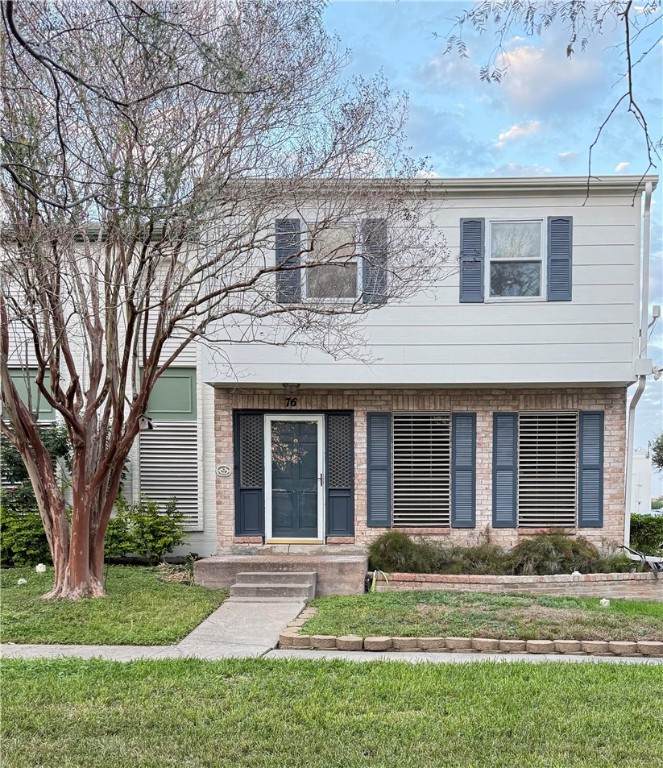76 Townhouse - Photo 1