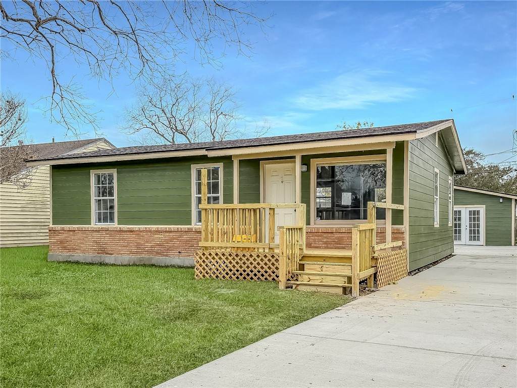 3437 Austin Street - Photo 1
