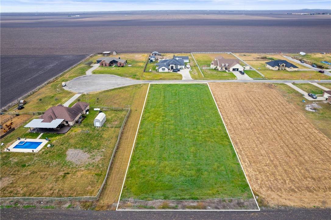 2324 Santa Maria - Photo 1