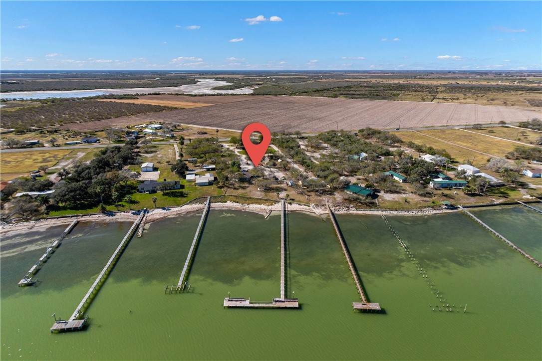 990 Fm 628 - Photo 1