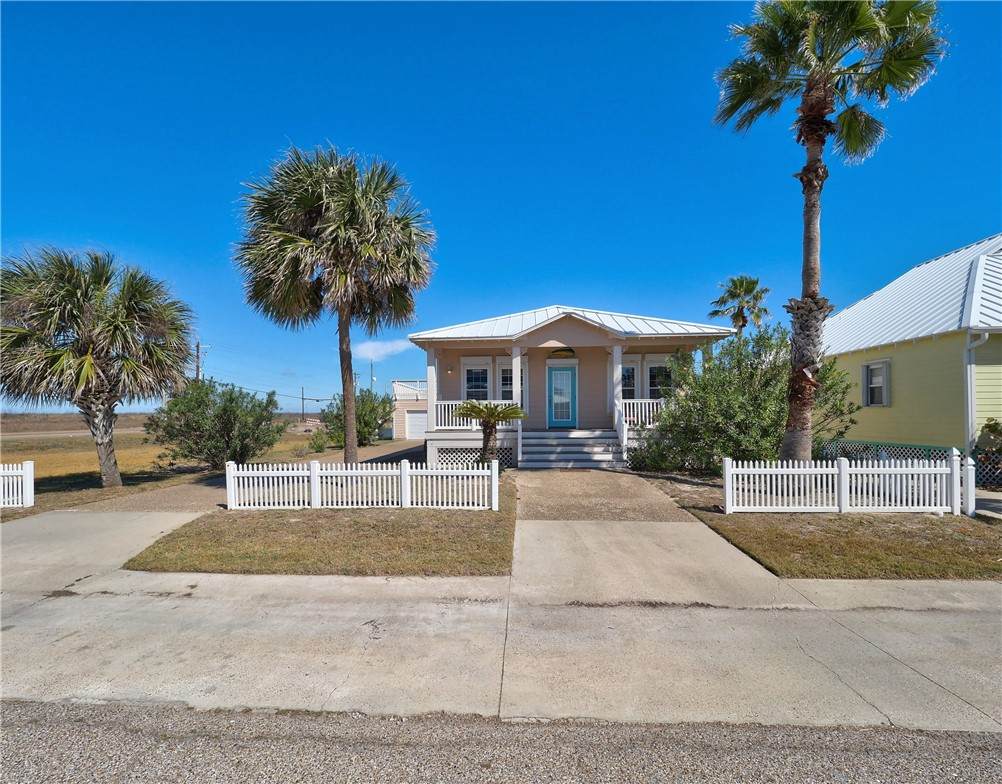 109 Beachwalk - Photo 1