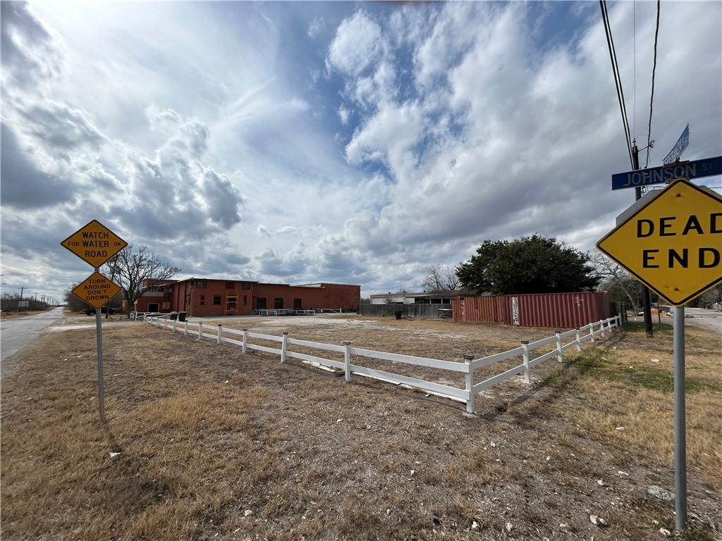 https://bt-photos.global.ssl.fastly.net/corpuschristi/orig_boomver_1_471449-2.jpg