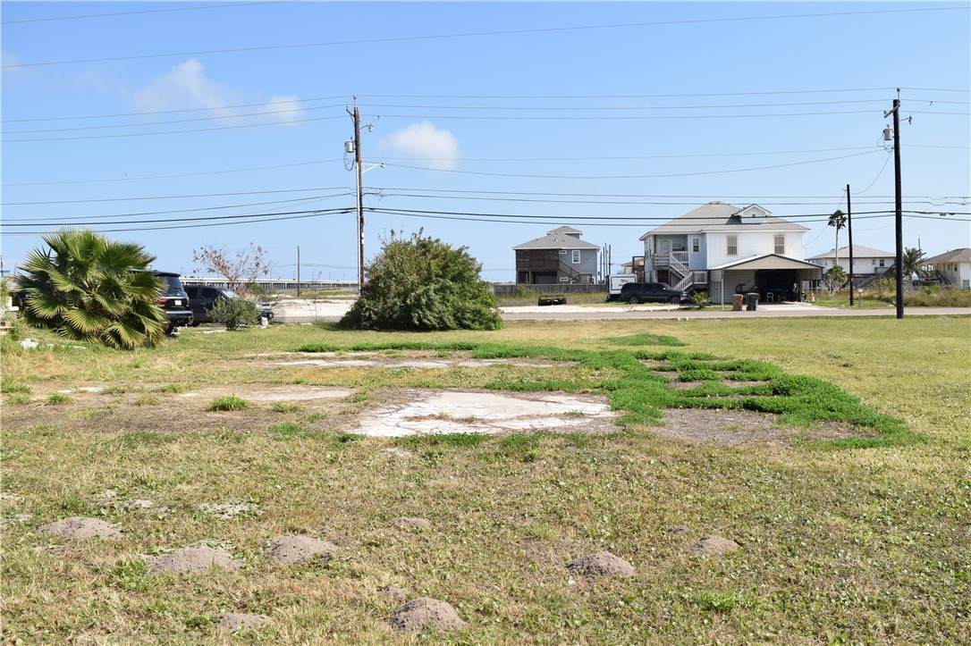 1214 Laguna Shores - Photo 1