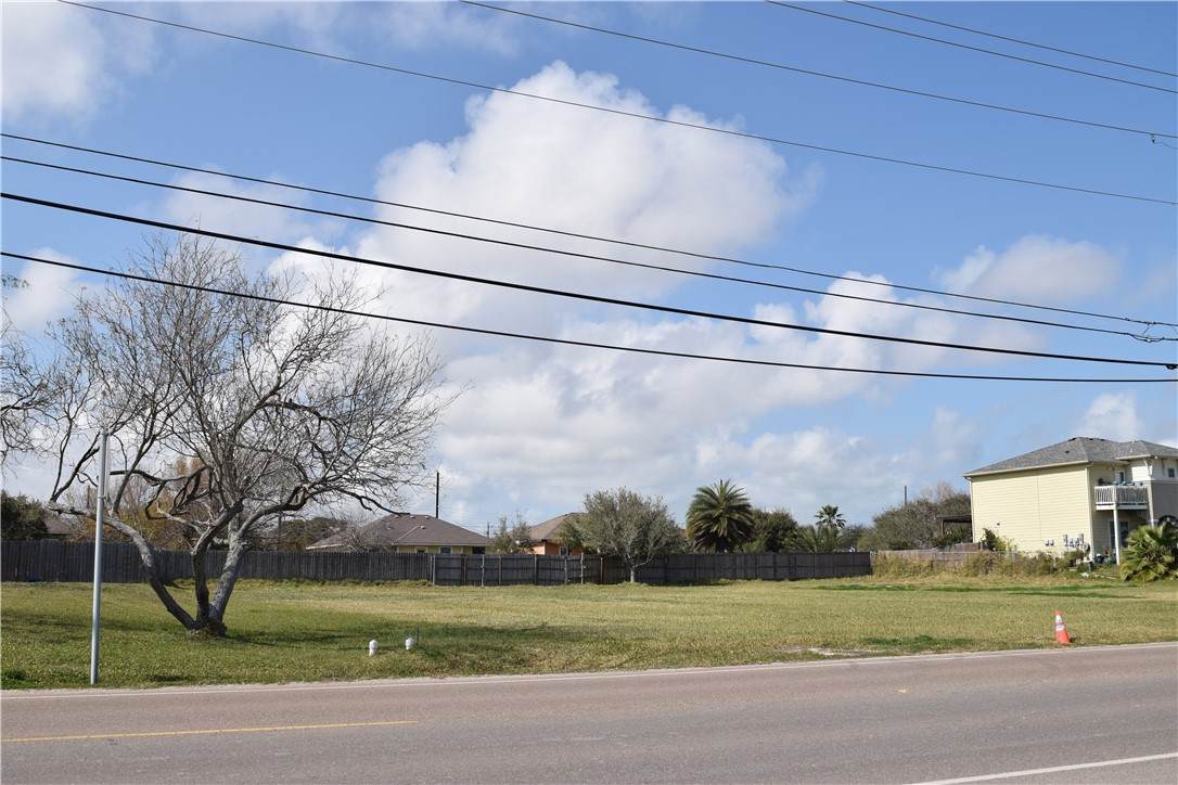 1222 Laguna Shores - Photo 1