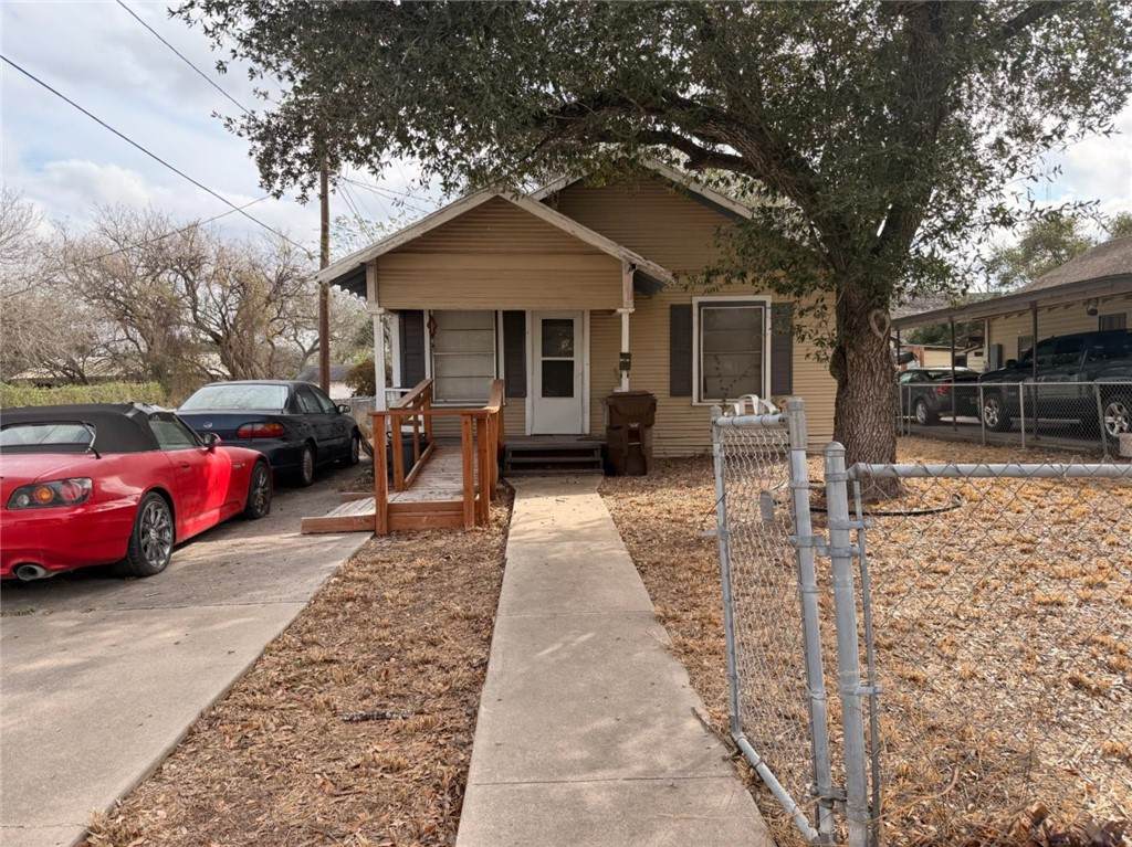 508 2nd Street - Photo 1