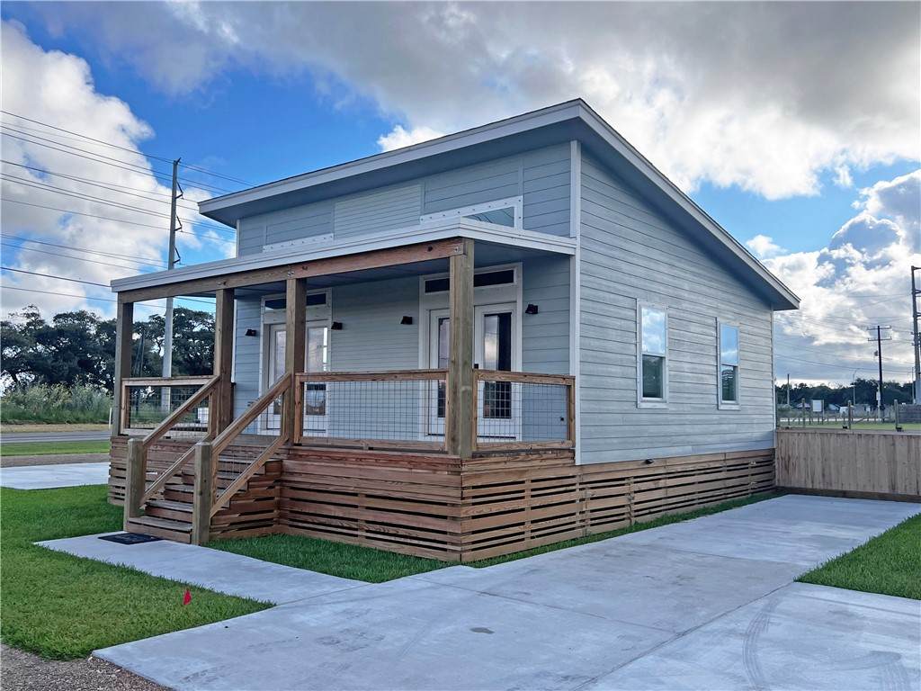 106 Landry Circle - Photo 1