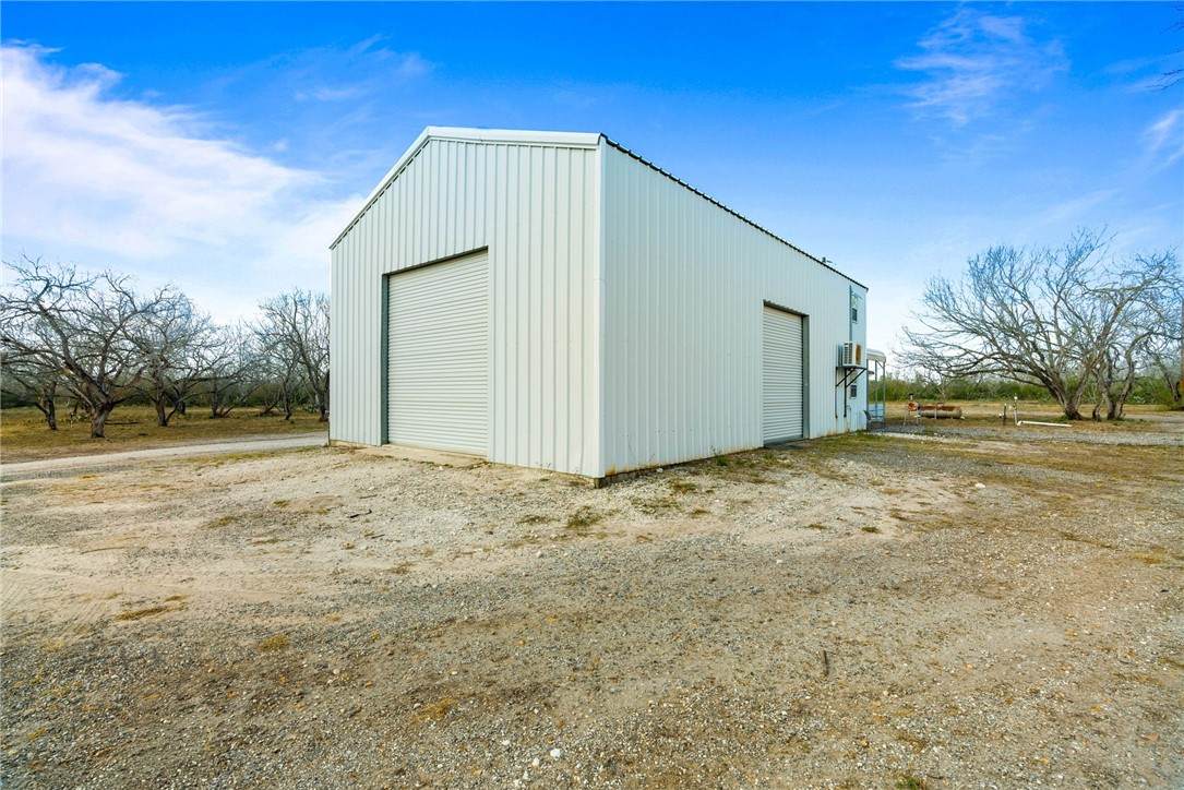 523 Ranger Dr - Photo 1