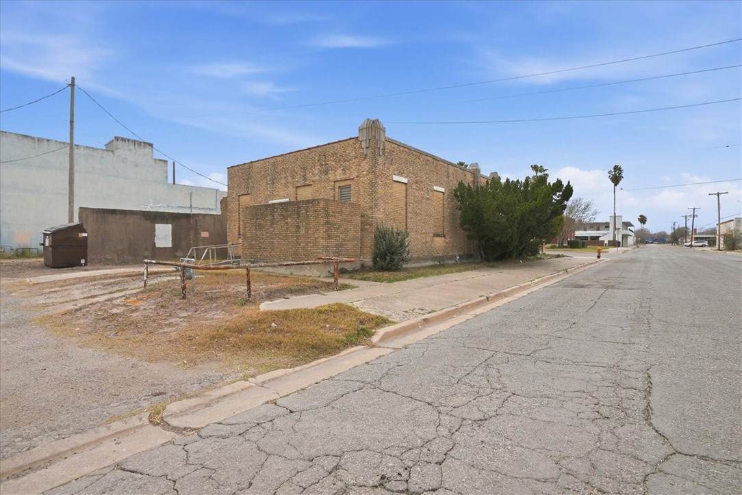 https://bt-photos.global.ssl.fastly.net/corpuschristi/orig_boomver_1_471895-2.jpg