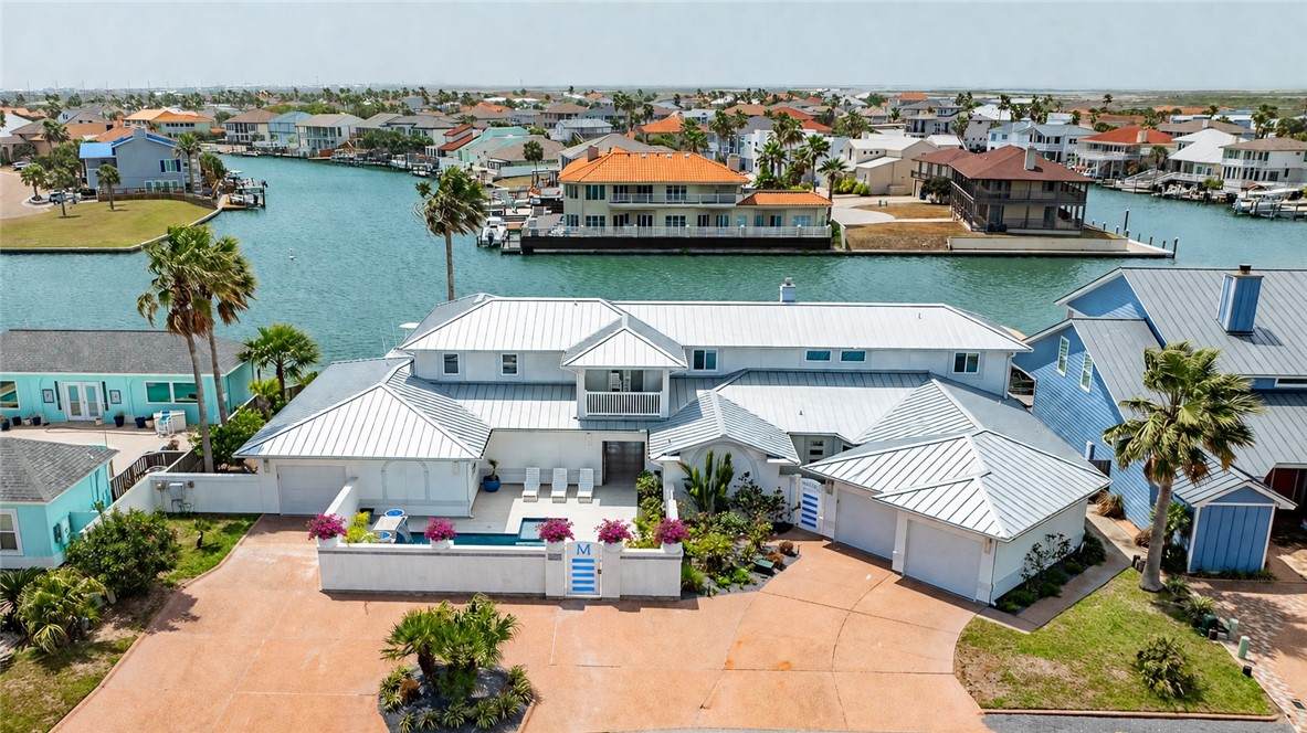 337 Piper Boulevard - Photo 1