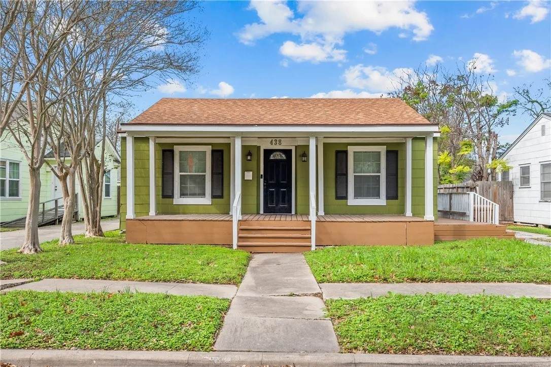 438 Indiana Avenue - Photo 1