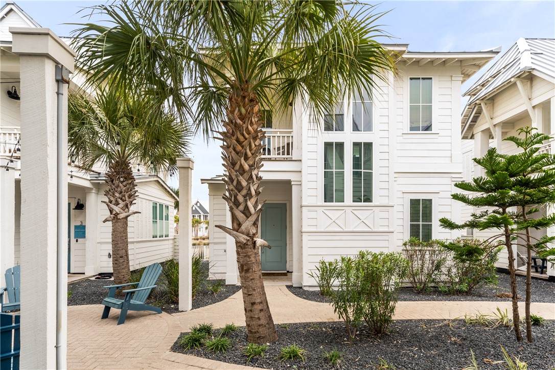 214 Sunset Avenue - Photo 1