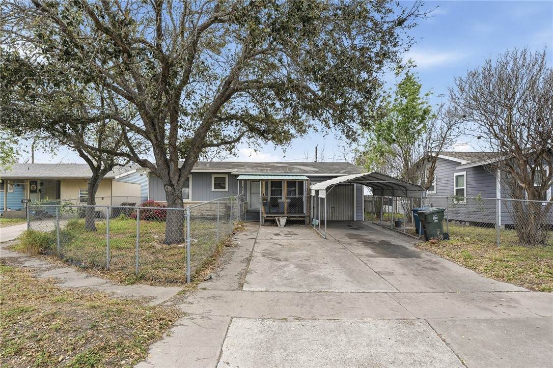 1006 Vernon Drive - Photo 1
