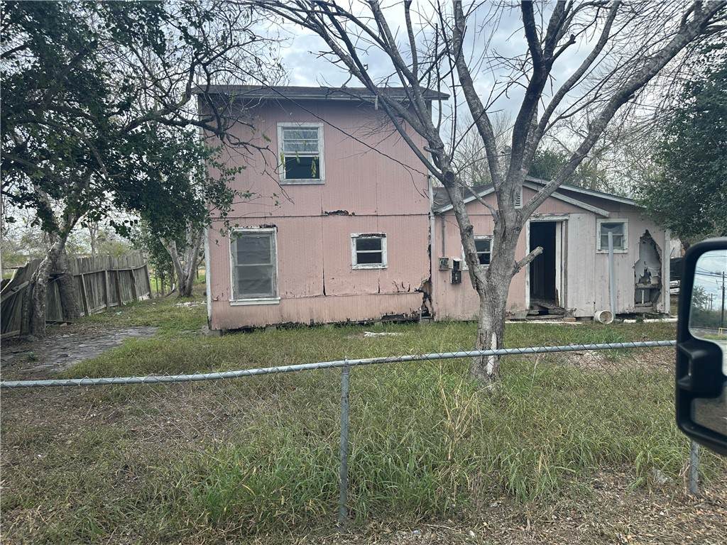 713 Rosita - Photo 1