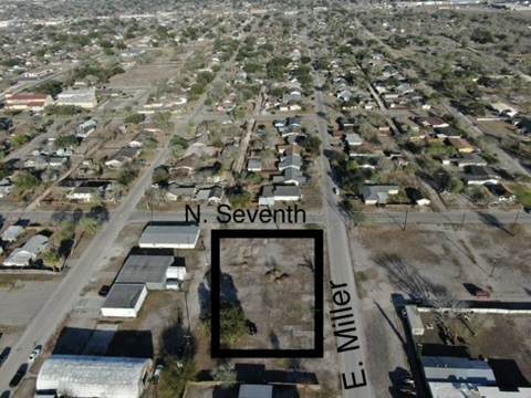 220 Miller - Photo 1