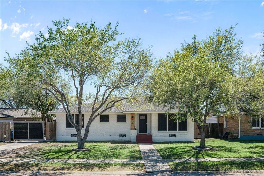 613 Hopper Drive - Photo 1