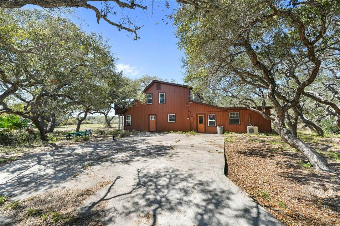 541 Jacoby - Photo 1