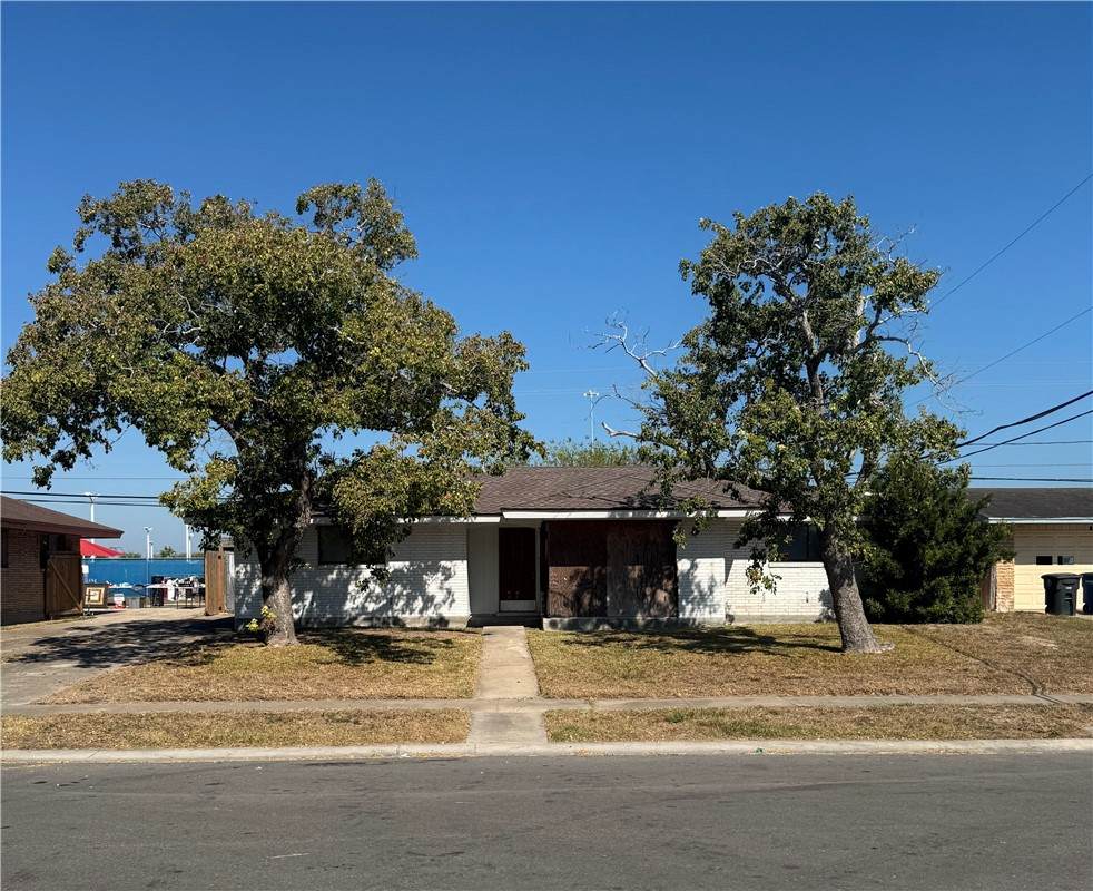 3734 Brushwood - Photo 1