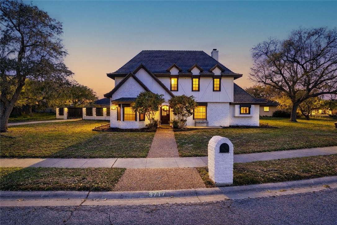 3717 Castle River Drive - Photo 1