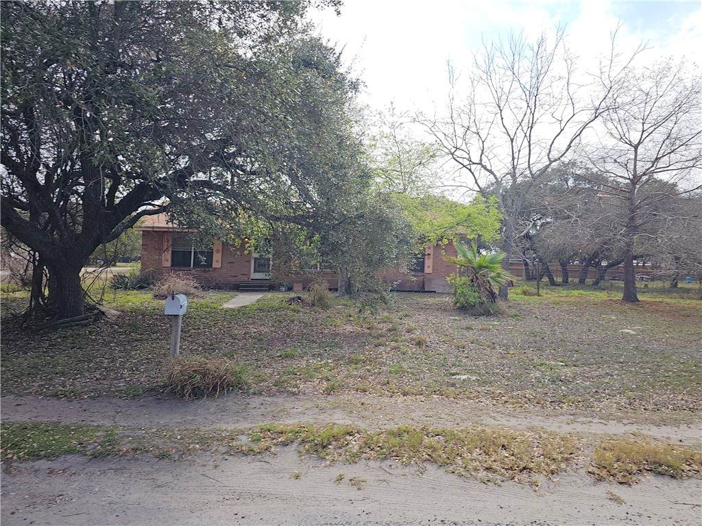 261 11th Street - Photo 1