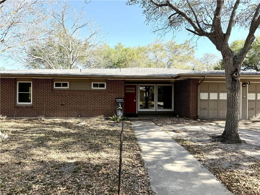 525 Grant Place - Photo 1